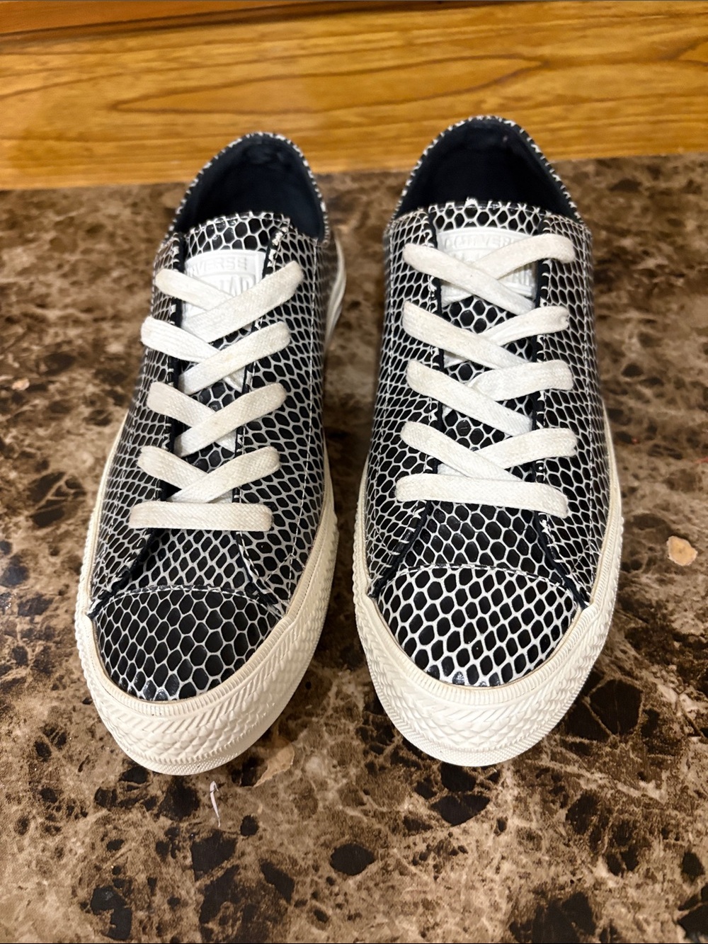 CONVERSE ALL STAR  Black & White Snake-Texture Leather Lace-Up Sneakers